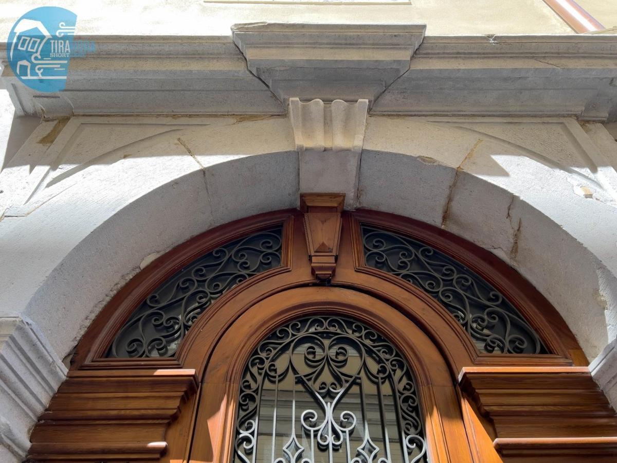 Appartamento Cavana 3 Tirabora Short Rent Trieste Esterno foto