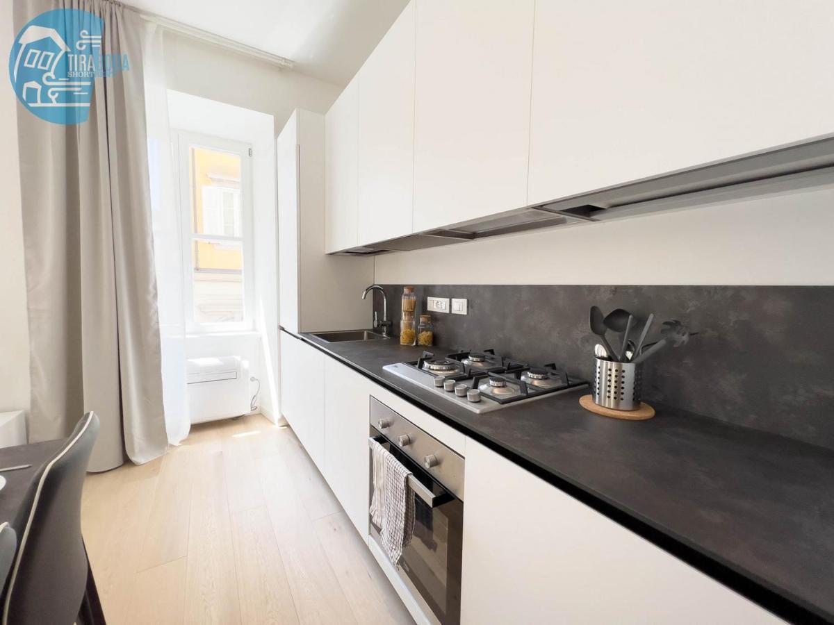 Appartamento Cavana 3 Tirabora Short Rent Trieste Esterno foto
